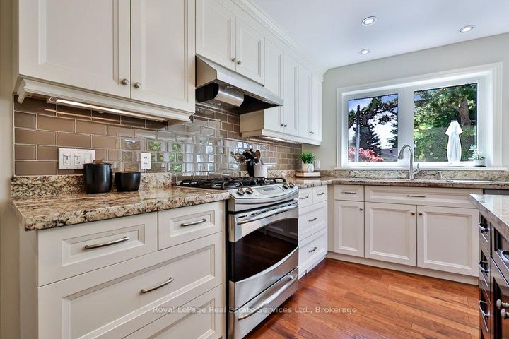 Photo 17 at 1528 Warland Road, SW Southwest, Oakville