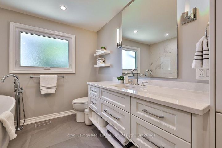 Photo 31 at 1528 Warland Road, SW Southwest, Oakville
