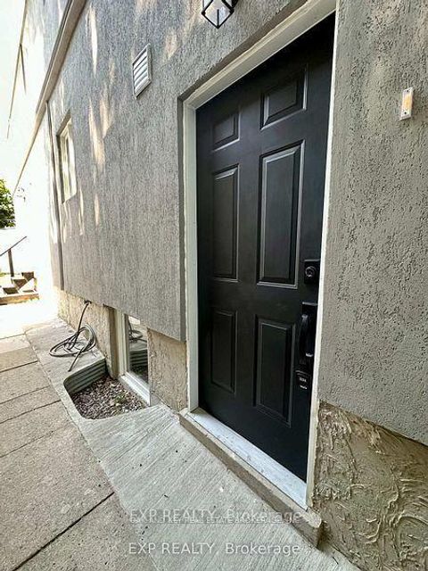Photo 17 at 6 Lapp Street, Smythe, Toronto