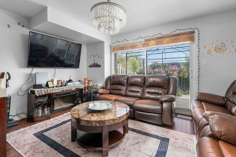 Photo 10 at 91 - 10 Rodda Boulevard, West Hill, Toronto