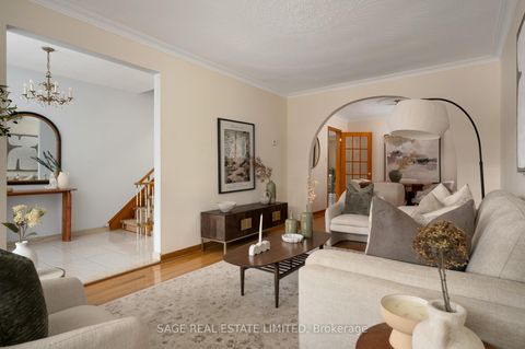 Photo 7 at 22 East Drive E, Smythe, Toronto