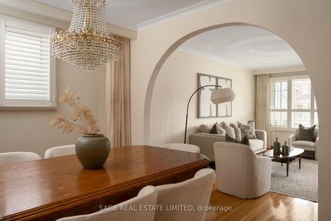 Photo 10 at 22 East Drive E, Smythe, Toronto