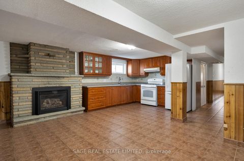 Photo 23 at 22 East Drive E, Smythe, Toronto