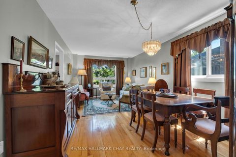 Photo 9 at 25 Cartwright Drive, Cundles East, Barrie