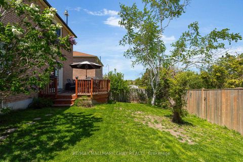 Photo 30 at 25 Cartwright Drive, Cundles East, Barrie