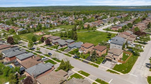 Photo 33 at 25 Cartwright Drive, Cundles East, Barrie