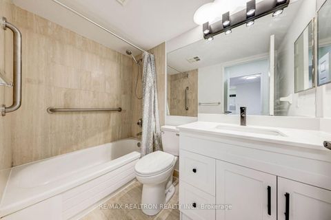 Photo 6 at 1608 - 18 Hillcrest Avenue, Willowdale East, Toronto