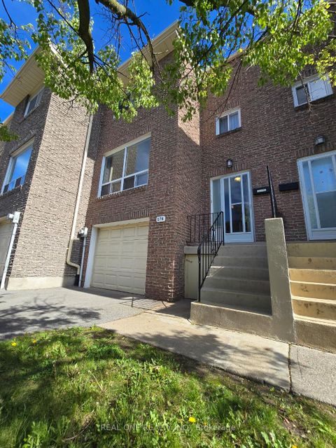 Photo 1 at 174 Rusty Crestway, Don Valley Village, Toronto