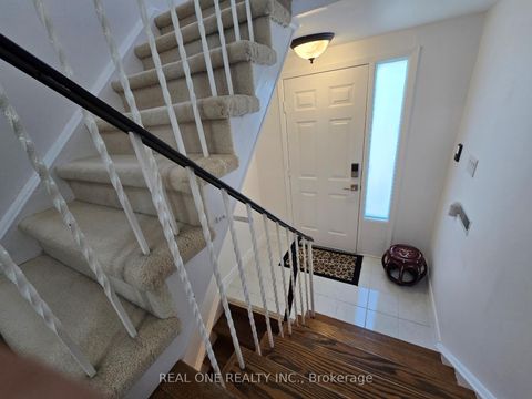Photo 18 at 174 Rusty Crestway, Don Valley Village, Toronto