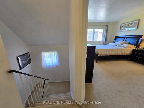 Photo 26 at 174 Rusty Crestway, Don Valley Village, Toronto