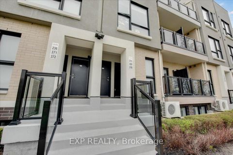 Photo 3 at 369 - 515 Kingbird Grove, Rouge E11, Toronto