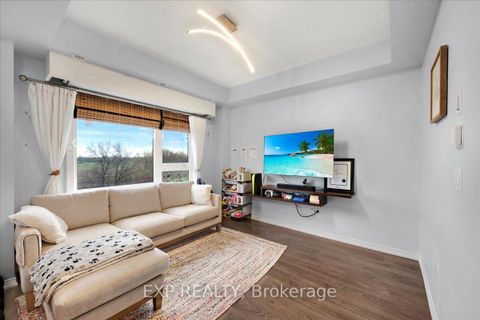 Photo 6 at 369 - 515 Kingbird Grove, Rouge E11, Toronto