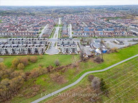 Photo 37 at 369 - 515 Kingbird Grove, Rouge E11, Toronto