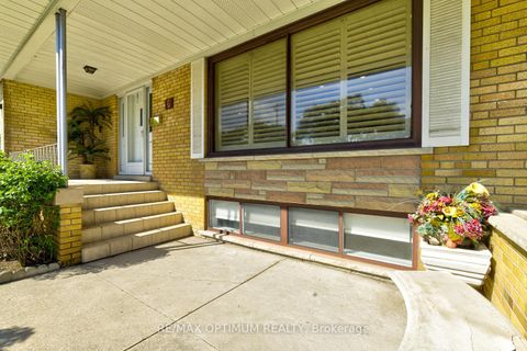 Photo 2 at 6 Evernby Boulevard, The Westway, Toronto