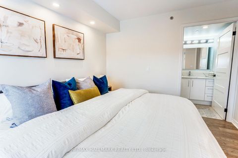 Photo 19 at 630 - 35 Saranac Boulevard, Lawrence, Toronto