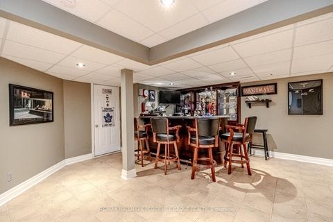 Photo 17 at 35 Benjamin Lane, Painswick South, Barrie