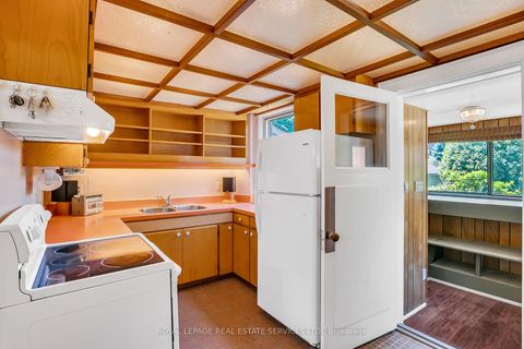 Photo 15 at 490 Willard Avenue, Bloor West Village, Toronto