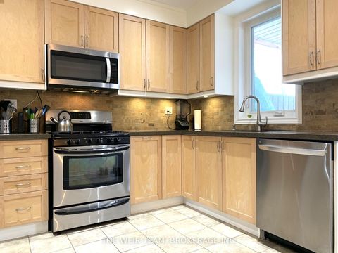 Photo 8 at 911 Woodbine Avenue, Danforth, Toronto