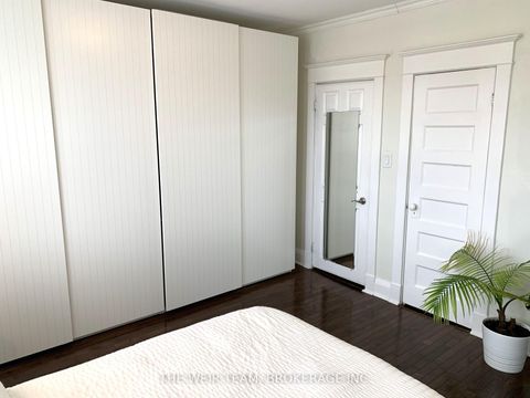 Photo 12 at 911 Woodbine Avenue, Danforth, Toronto