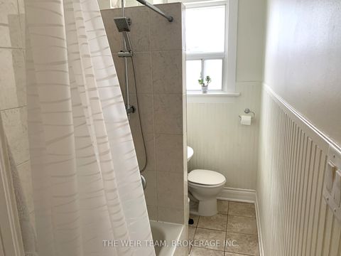 Photo 20 at 911 Woodbine Avenue, Danforth, Toronto