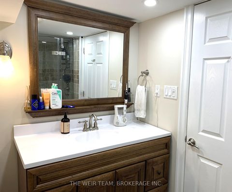 Photo 21 at 911 Woodbine Avenue, Danforth, Toronto