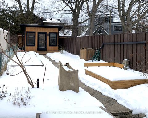 Photo 23 at 911 Woodbine Avenue, Danforth, Toronto