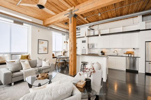 Photo 4 at 225 - 993 Queen Street W, Niagara, Toronto