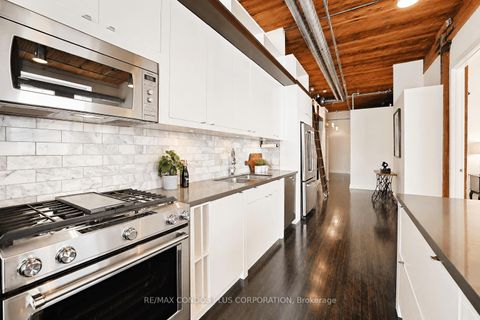 Photo 19 at 225 - 993 Queen Street W, Niagara, Toronto