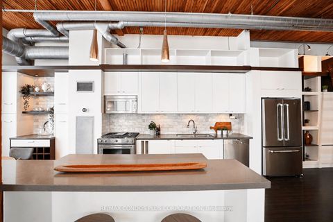Photo 21 at 225 - 993 Queen Street W, Niagara, Toronto