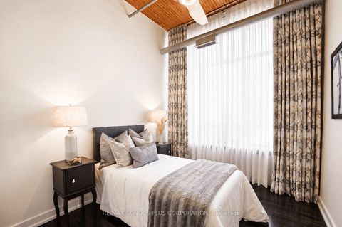 Photo 30 at 225 - 993 Queen Street W, Niagara, Toronto