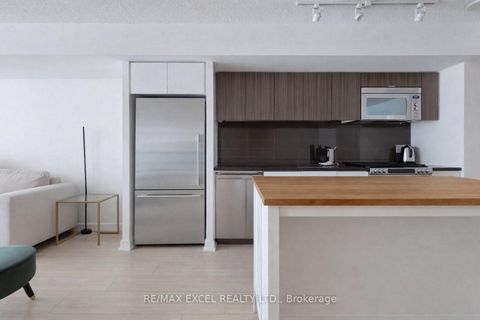 Photo 3 at 1606 - 75 Queens Wharf Road, Waterfront Communities C1, Toronto
