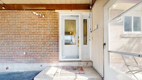 Photo 3 at 95 Kearney Drive, Clairville, Toronto