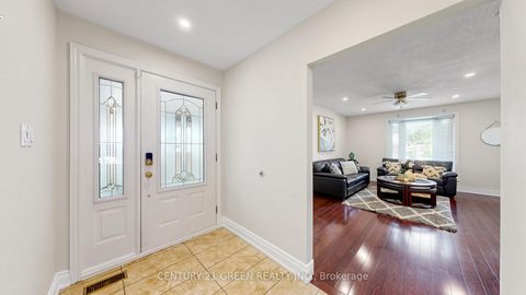 Photo 5 at 95 Kearney Drive, Clairville, Toronto