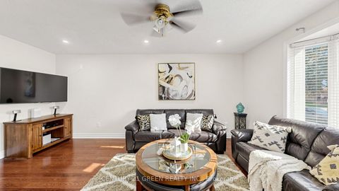 Photo 8 at 95 Kearney Drive, Clairville, Toronto