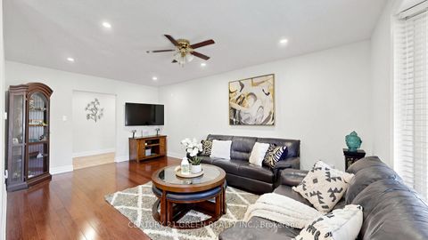 Photo 9 at 95 Kearney Drive, Clairville, Toronto