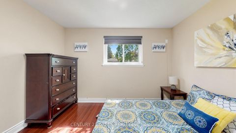 Photo 23 at 95 Kearney Drive, Clairville, Toronto