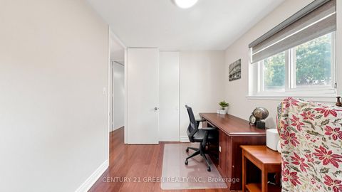 Photo 25 at 95 Kearney Drive, Clairville, Toronto