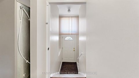 Photo 29 at 95 Kearney Drive, Clairville, Toronto