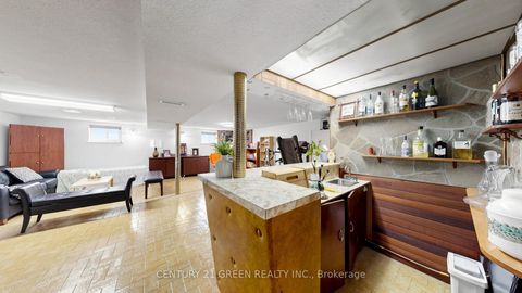 Photo 32 at 95 Kearney Drive, Clairville, Toronto