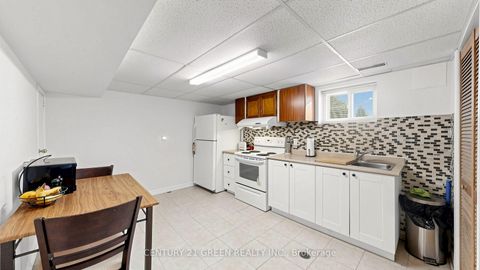 Photo 33 at 95 Kearney Drive, Clairville, Toronto