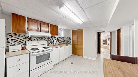 Photo 34 at 95 Kearney Drive, Clairville, Toronto