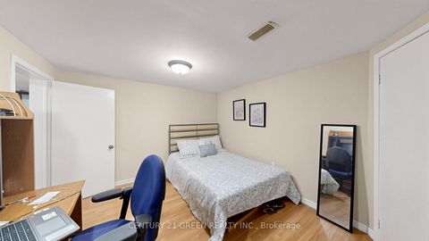 Photo 35 at 95 Kearney Drive, Clairville, Toronto