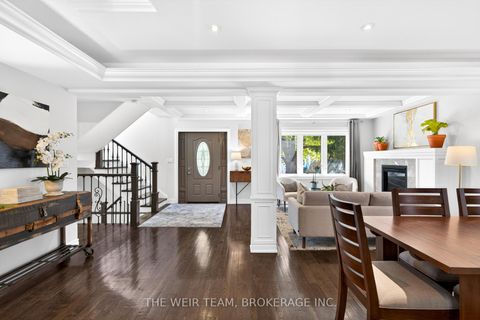 Photo 5 at 92 Gradwell Drive, Cliffcrest, Toronto