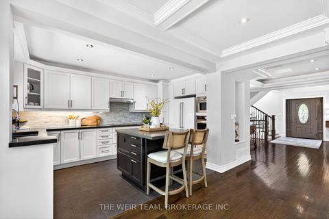 Photo 15 at 92 Gradwell Drive, Cliffcrest, Toronto