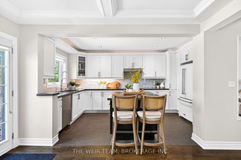 Photo 16 at 92 Gradwell Drive, Cliffcrest, Toronto