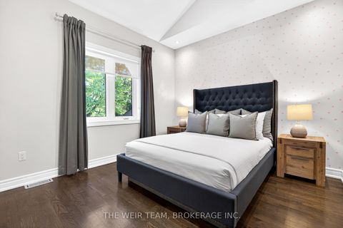 Photo 33 at 92 Gradwell Drive, Cliffcrest, Toronto
