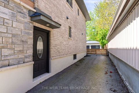 Photo 38 at 92 Gradwell Drive, Cliffcrest, Toronto