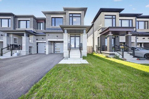 Photo 1 at 110 Hartington Street, Kleinburg, Vaughan