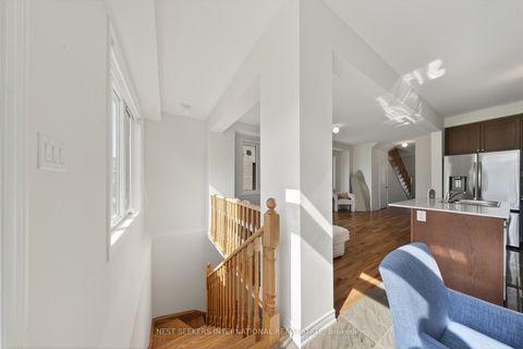 Photo 9 at 110 Hartington Street, Kleinburg, Vaughan