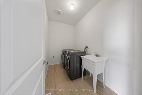 Photo 19 at 110 Hartington Street, Kleinburg, Vaughan